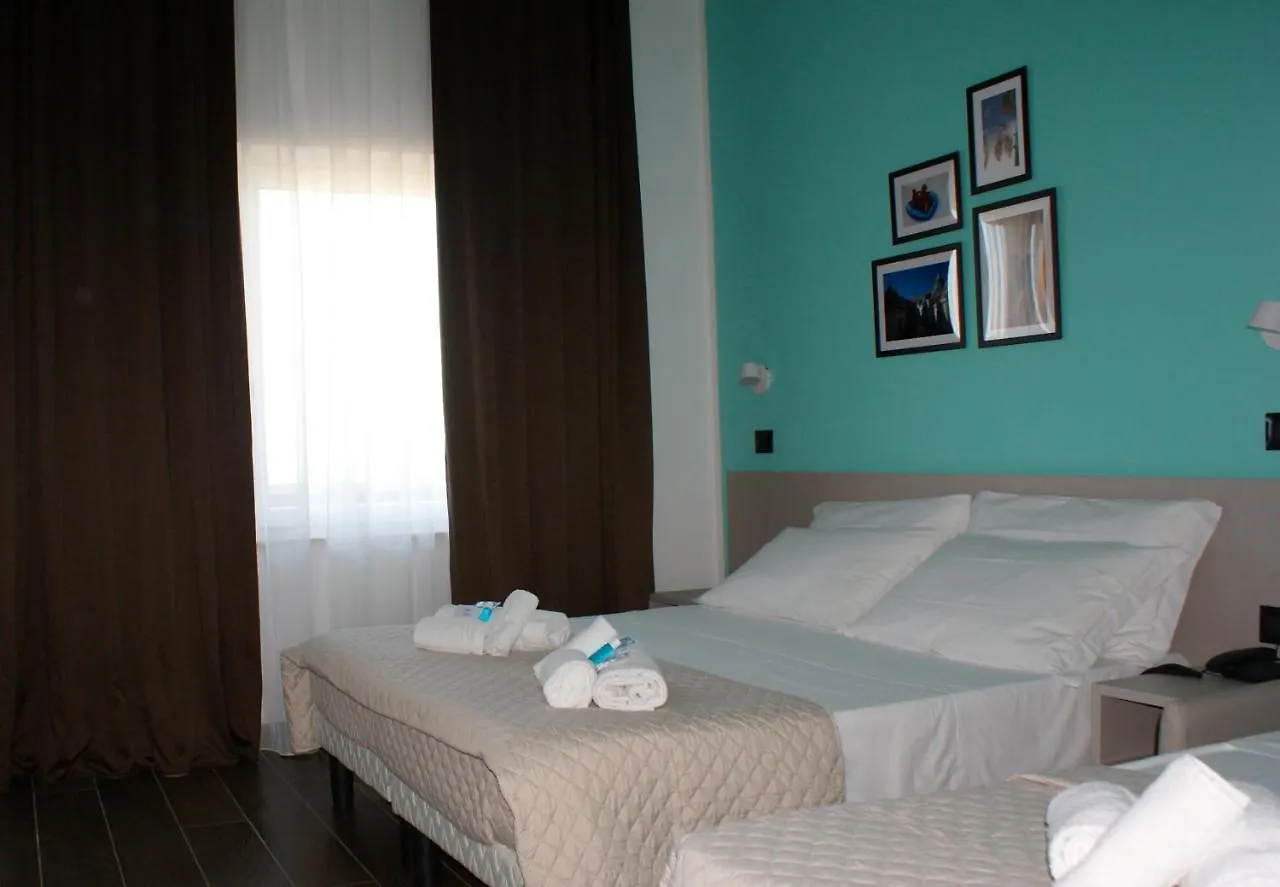 Hotel Palazzo Caveja Римини Италия