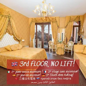 https://la-veneziana-boutique-rooms.hotelslidodijesolo.com
